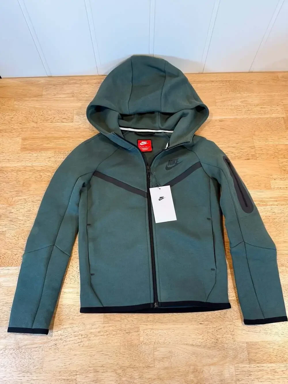 Nike Tech Fleece Full-Zip Windbreaker Hoodie - Vintage Green